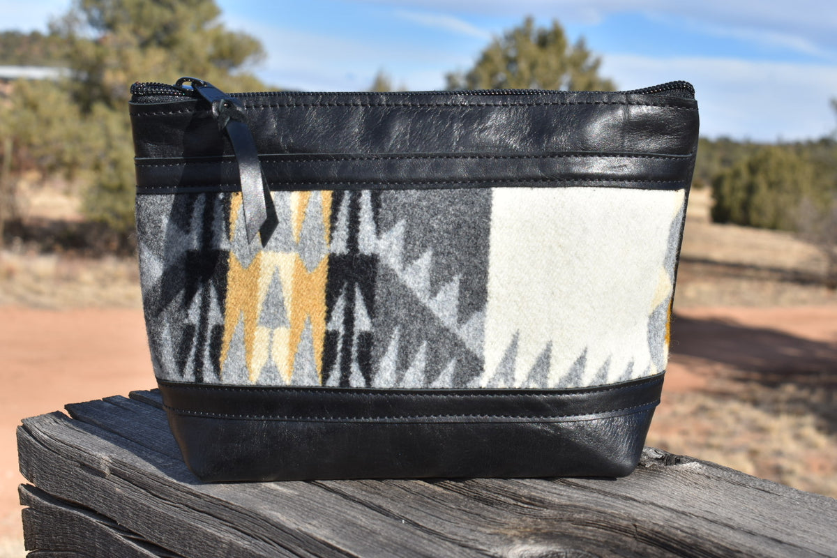 Pendleton makeup online bag